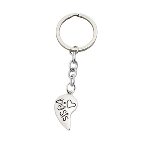 Silver Big Sis heart-shaped keychain with engraved lettering for sisters and friends