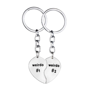 Set di portachiavi a cuore in acciaio inossidabile con incisione weirdo 1 e 2