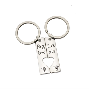 Porte-clés puzzle Big Bro Lil Sis en acier inoxydable avec découpe de cœur argent