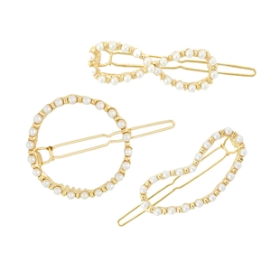 Elegantes Set aus goldfarbenen Haarspangen mit weißen Perlen in Rund- und Herzform