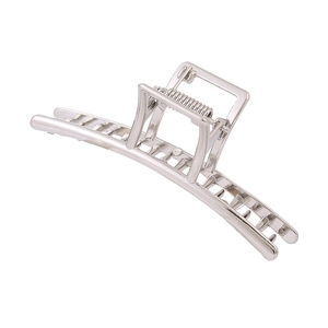 Pinza de pelo de metal plateado pulido con diseño hueco cuadrado grande y resorte