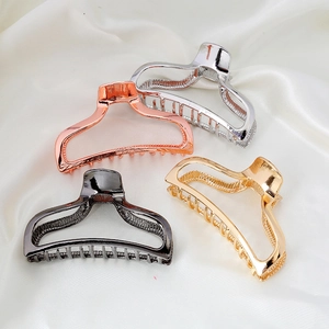 Große Metall Halbkreis Haarkralle Hohl Geometrisch Legierung Starker Halt Haarspange Für Damen Elegantes Haar Accessoires