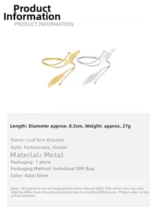 Detalle del brazalete de hoja ajustable en metal dorado y plateado, diámetro de 8,5 cm