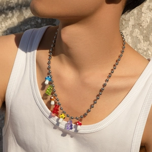 Collier hip hop pour hommes avec pendentifs champignons et oursons sur chaîne à billes