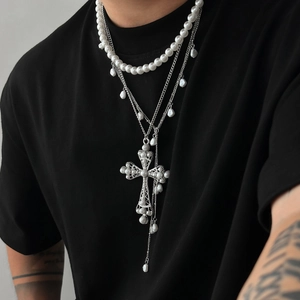 Collier hip hop pour homme avec perles multicouches et pendentif croix en argent