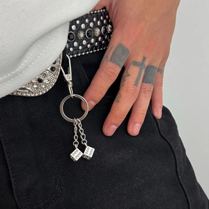 Porte-clés Dés en Métal Hip Hop Hommes Femmes Punk Streetwear Crochet Ceinture Chaîne de Pantalon Décoration Double Dés Alliage