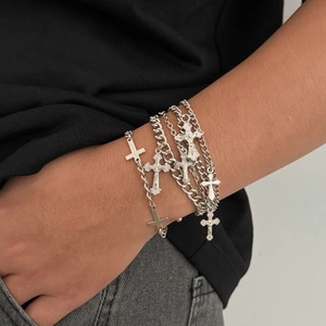 Bracciale Da Uomo Alla Moda Hip Hop In Lega Con Catene Multistrato E Pendenti A Croce Gioielli Stile Punk Color Argento