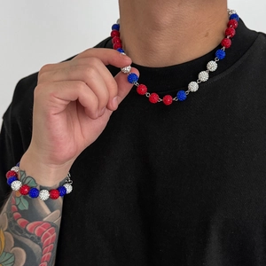 Set gioielli hip-hop con collana e bracciale di palline disco con strass rossi bianchi blu