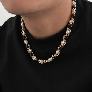 Heren hiphop halsketting met parels en gouden ketting, trendy vintage look op de nek