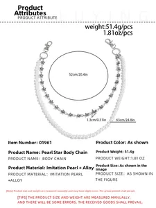 Detaillierte Ansicht der Perlen-Stern-Hosenkette mit doppellagigem Design und Karabiner