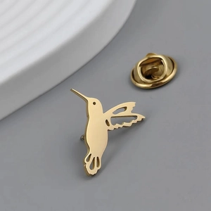 Spilla Colibrì in Lega Personalizzata Per Donna Uomo Creativa Spilla da Balia Animale Moda Abbigliamento Decorativa Corsage Distintivo Gioielli Uccello Traforati