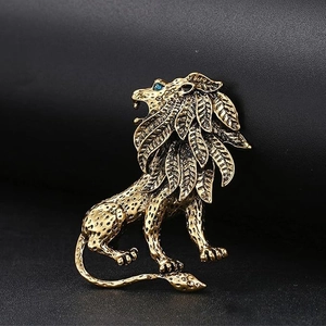 Vintage Roaring Lion Brooch Alloy Blue Rhinestone Eye Pin For Men Women Suits Banquet Party Elegant Jewelry Accessory