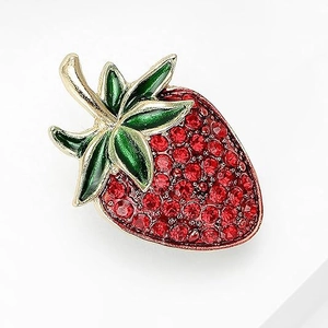 Exquisite red strawberry brooch with sparkling rhinestones and green enamel on gold alloy