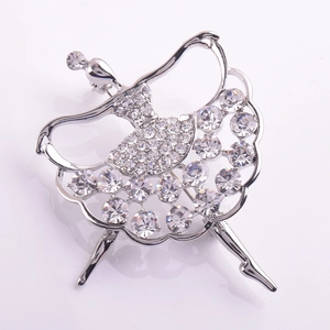 Élégante broche danseuse de ballet en alliage d'argent et cristaux étincelants