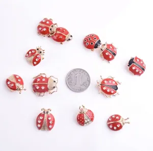 Ensemble de Broches Coccinelle Dessin Animé Alliage Émail Rouge Strass Scarabée Broche Mode Bijoux Insecte Cadeau Femmes Filles