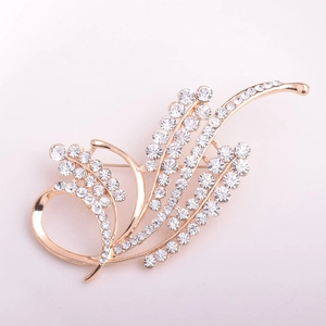 Élégante broche fleur dorée en cristal avec motif épi de blé et strass étincelants