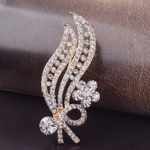 Elegant gold leaf brooch for women featuring sparkling rhinestones and a floral crystal accent