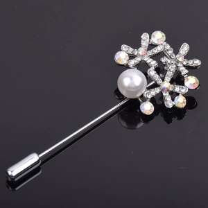 Broche à Longue Épingle en Alliage Fleur et Künstliche Perle Élégant Strass Cristal Boutonnière Épinglette pour Femme Bijoux Mariage