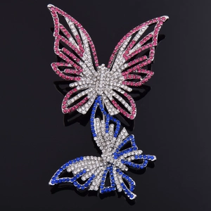 Broche Papillon en Alliage et Strass Ajourée Accessoires de Vêtement pour Femme Fête Banquet Mariage Bijoux Cadeau