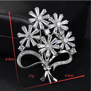 Detailed view of silver flower brooch with zircon petals, size 6.0cm by 4.5cm