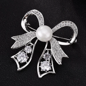 Elegant Large Bow Knot Brooch With Artificial Pearl Cubic Zirconia Micro Pave Silver Plated Copper Elegant Pin For Women Wedding Banquet Gift