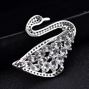 Elegant swan brooch for women with silver metal and sparkling marquise crystal zircons