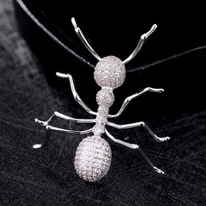Elegant Copper Zircon Ant Brooch Pin For Women Suit Coat Cardigan Accessory Animal Jewelry Sparkly Brooch Pin Gift
