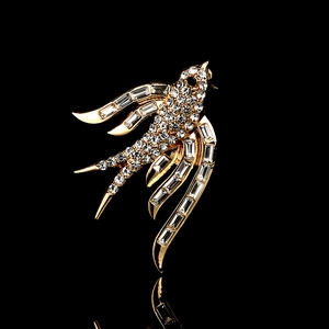 Broche Vintage de Aleación con Diamantes de Imitación de Pájaro Golondrina para Mujer Chapado en Oro Elegante Broche de Animal Accesorios de Ropa Joyería Regalo