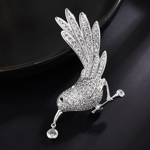 Elegant Bird Animal Brooch Copper Inlaid Zircon Rhinestone Silver Pin For Women Fashion Suit Coat Jewelry Accessories