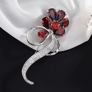 Elegant Flower Brooch Copper White Gold Plated Red Zircon Crystal Pin For Wedding Banquet Women Jewelry Accessories