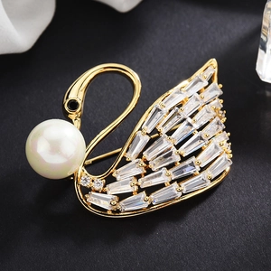 Elegant gold swan brooch with sparkling zircons and white pearl for suit jackets