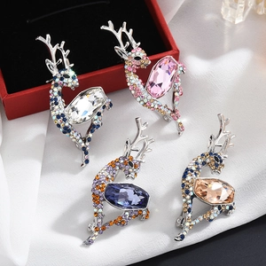 Elegant Alloy Rhinestone Deer Brooch Pin For Women Fashion Animal Shape Crystal Corsage Jewelry Gift For Party Daily Wear