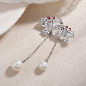 Elegant Butterfly Zirconia Brooch With Long Artificial Pearl Tassels Copper Silver Plated Chest Pin For Women Wedding Party Jewelry