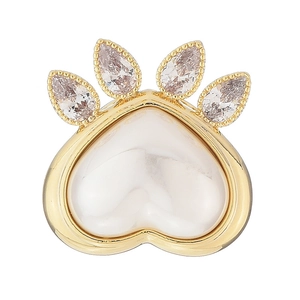 Broche magnétique patte de chat dorée avec cœur blanc et zircons roses