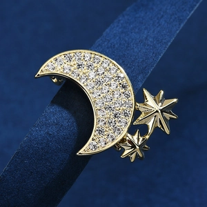 Exquisite Kupfer Mond Stern Brosche Vergoldet Strass Eingelegt Pin Anti-Exposition Mode Schmuck Accessoire Für Damen