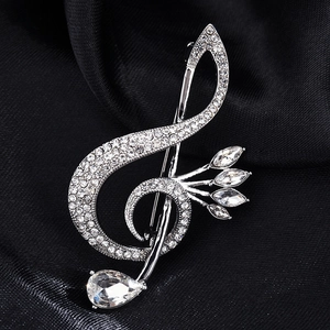 Elegant treble clef musical note brooch in silver alloy with rhinestones for suits