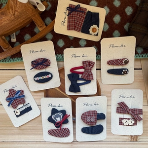 Lot de barrettes à cheveux faites main avec nœuds à carreaux et ours brodé