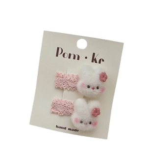 Lindo set de pinzas para el pelo de conejo de peluche blanco con encaje rosa y flores