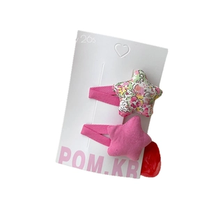 Barrettes à cheveux en forme d'étoile avec tissu floral rose pour filles sur carte