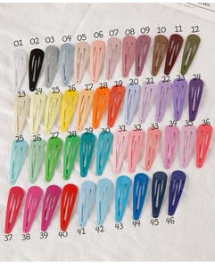 Detailed grid of metal teardrop hair clips in 46 different matte and glossy candy colors