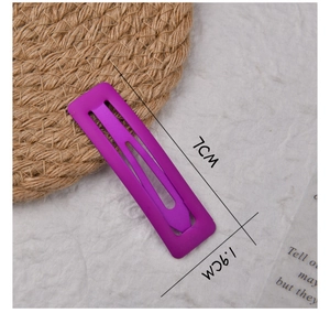 Detailed size view of the 7cm purple matte rectangle hollow hair clip showing 1.9cm width