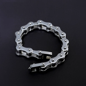 Polished silver stainless steel motorcycle chain bracelet for men in punk biker style