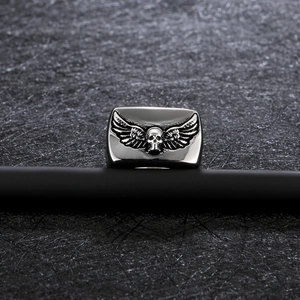 Gothic punk stainless steel skull with wings ring for men in silver and black metal