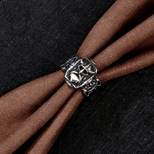Bague pirate tête de mort en acier inoxydable pour hommes avec finition argentée rétro