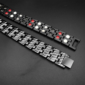 Herren Armband aus schwarzem Edelstahl mit magnetischen Energieelementen und Einsätzen