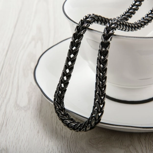 Collana a catena spiga da uomo in acciaio inossidabile con finitura grigio canna di fucile