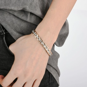 Magnettherapie-Armband aus Edelstahl für Damen in Roségold und Silber zweifarbig