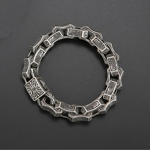 Vintage Punk Herrenarmband aus Edelstahl mit eingravierten Retro Feder-Totem-Mustern