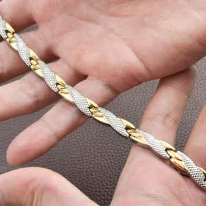 Bracelet magnétique en acier inoxydable avec motif dragon et maillons dorés et argentés