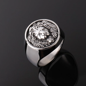 Vintage stainless steel lion head ring for men featuring silver hip-hop relief design